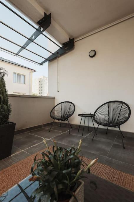 Ambassador Apartment Baia Mare Exterior foto